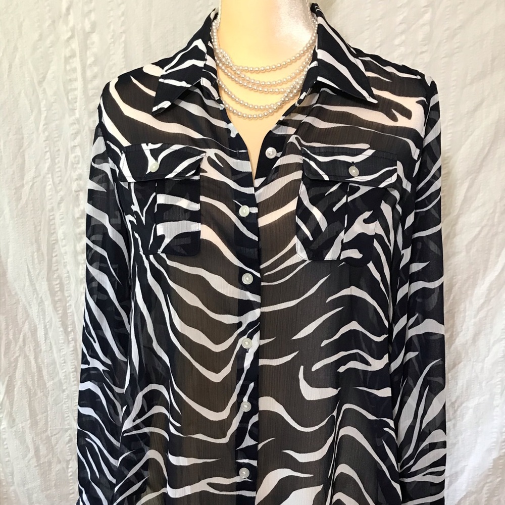 Blue and white Jones New York top